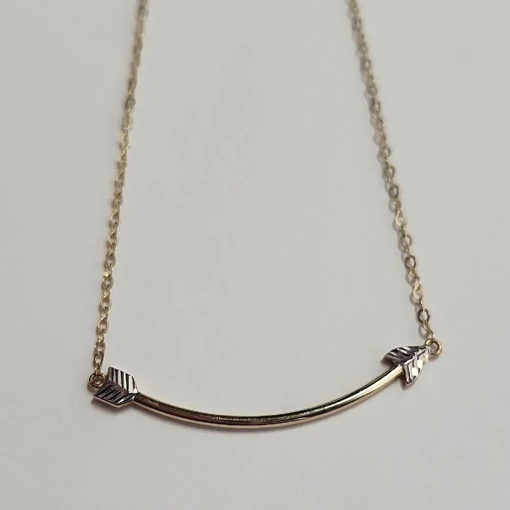 10K Gold Arrow Bar Necklace Yellow Gold With White Gold Ends
